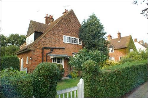 17 Temple Fortune Hill